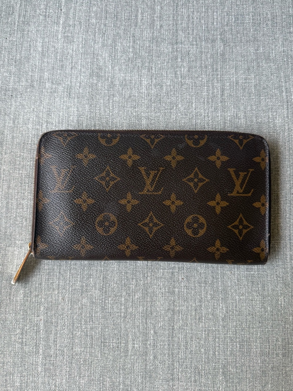 Louis Vuitton Zippy Organizer Wallet - Picture 2 of 15